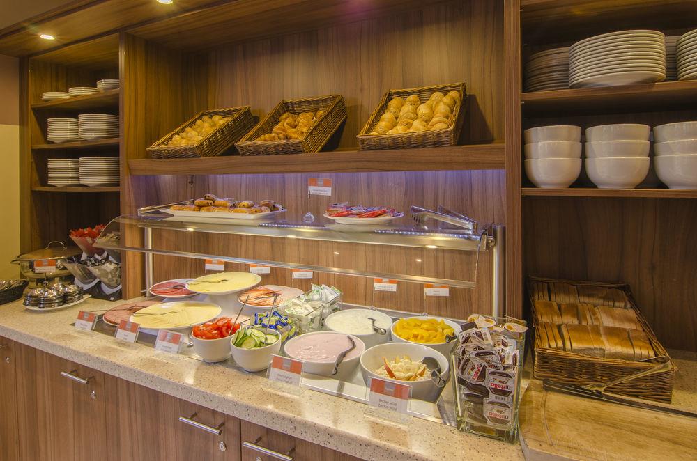 Holiday Inn Express Hamburg - St. Pauli-Messe Bagian luar foto
