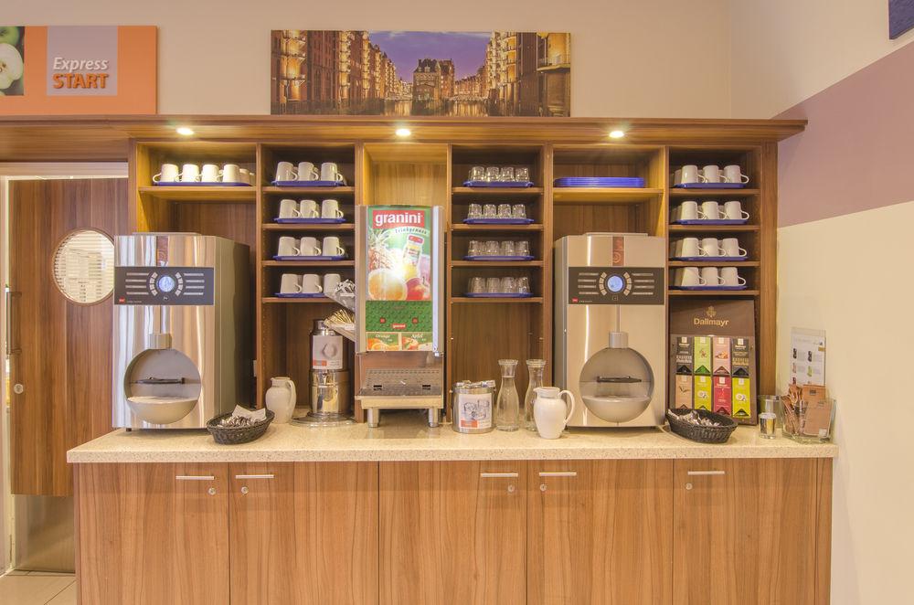 Holiday Inn Express Hamburg - St. Pauli-Messe Bagian luar foto