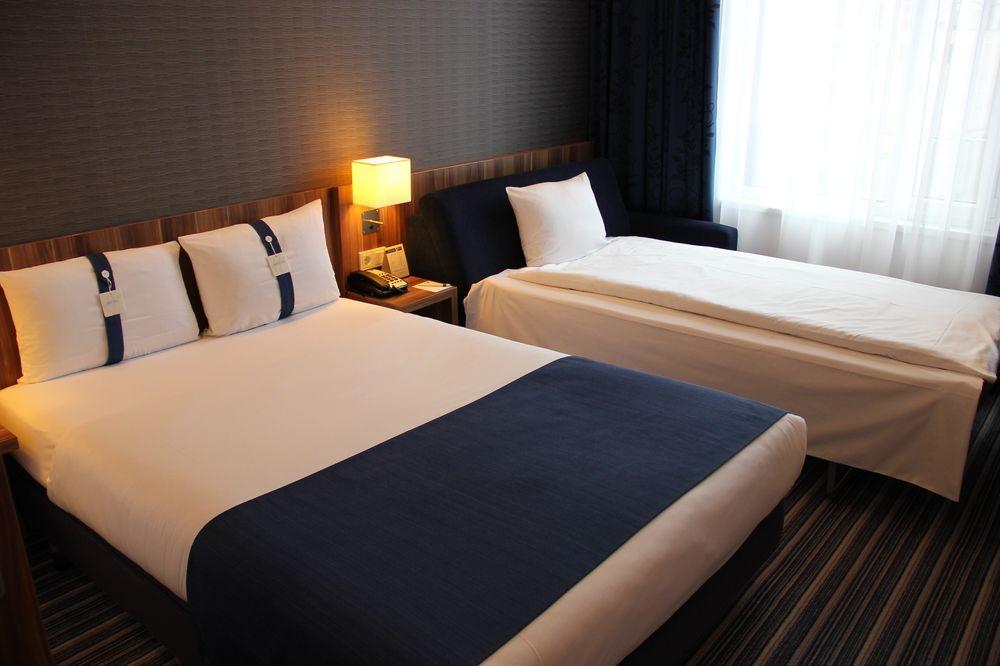 Holiday Inn Express Hamburg - St. Pauli-Messe Bagian luar foto