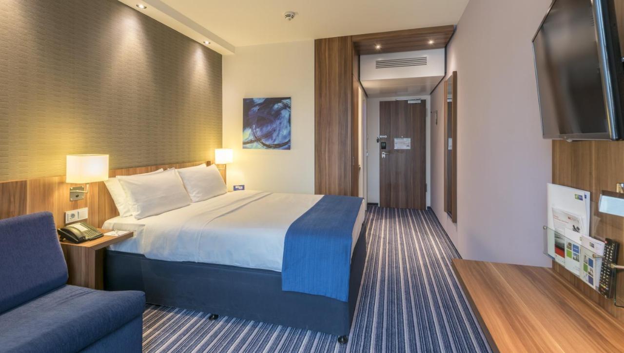 Holiday Inn Express Hamburg - St. Pauli-Messe Bagian luar foto